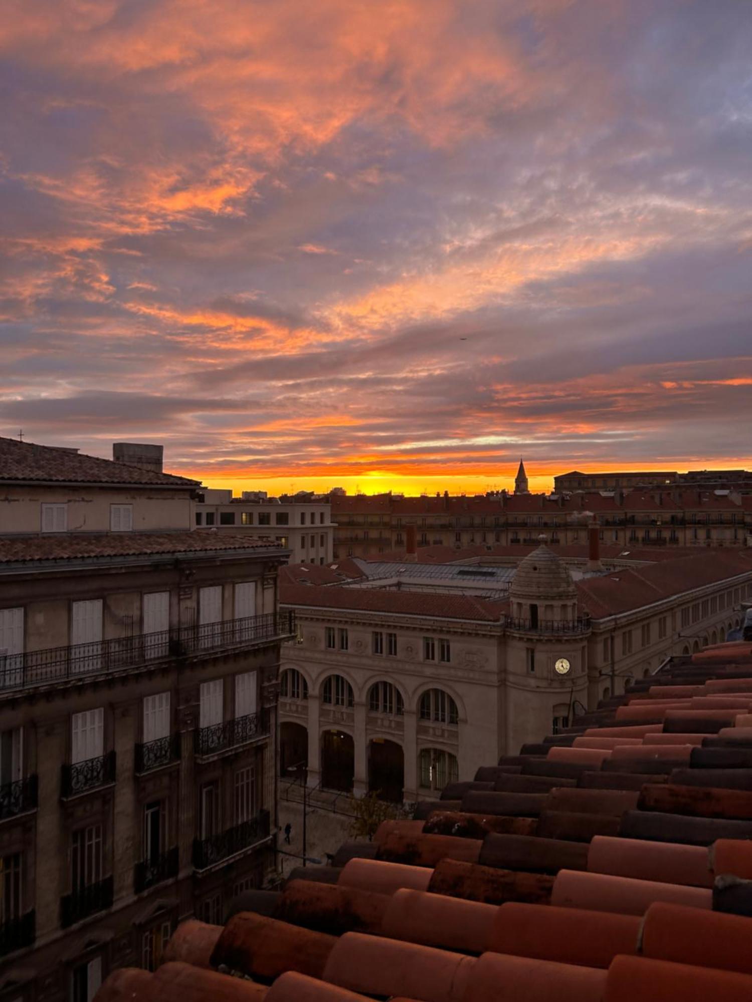 Mai Homes - Le Colbert Marseilles Buitenkant foto